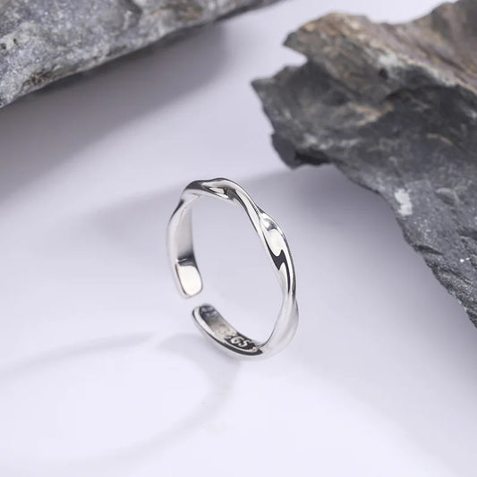 Simple Twisted Wire Rings