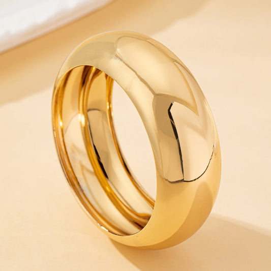 A Women's Bracelet with a Wide