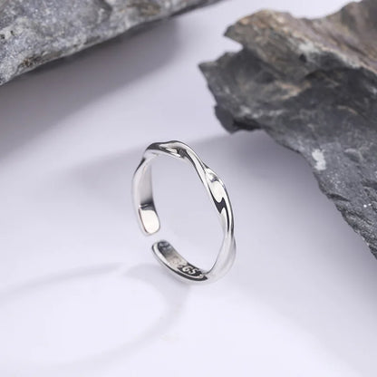 Simple Twisted Wire Rings