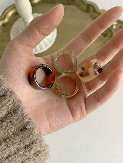 4-piece set of colorful resin rings